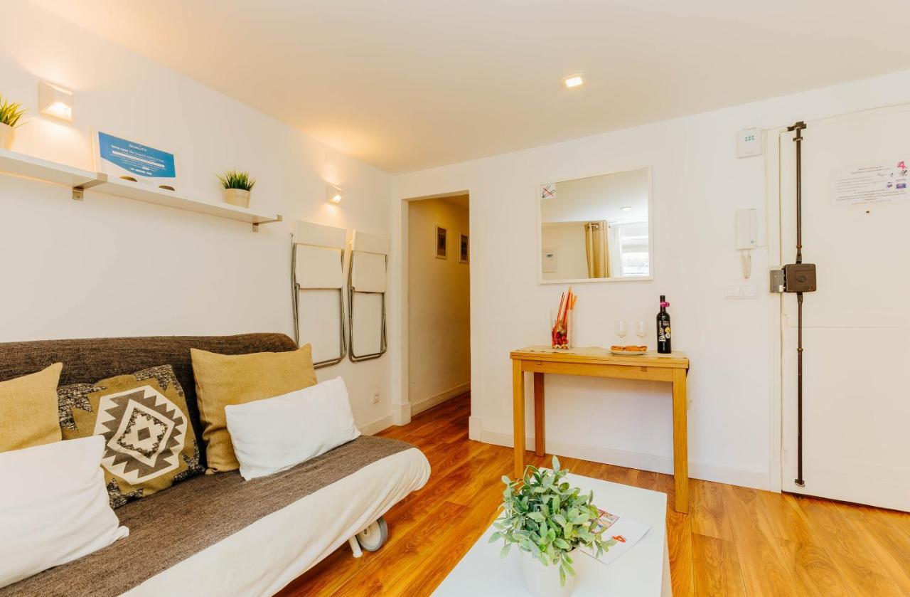 Rent4Rest Bairro Alto Charming 1Bd Apartment ลิสบอน ภายนอก รูปภาพ