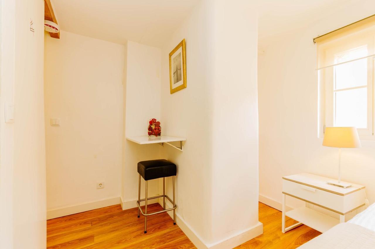 Rent4Rest Bairro Alto Charming 1Bd Apartment ลิสบอน ภายนอก รูปภาพ